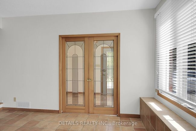6186 Malakoff Rd, House other with 3 bedrooms, 2 bathrooms and 8 parking in Ottawa ON | Image 5