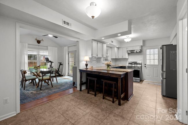 11712 Fernhurst Ln, House other with 3 bedrooms, 3 bathrooms and null parking in Charlotte NC | Image 12
