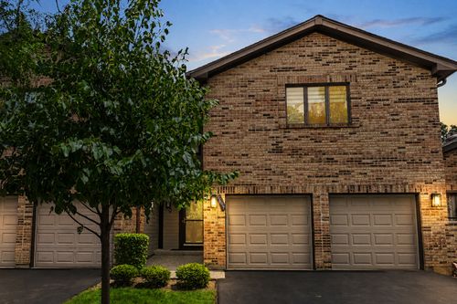 1697 Pebble Beach Dr, Hoffman Estates, IL, 60169-1169 | Card Image