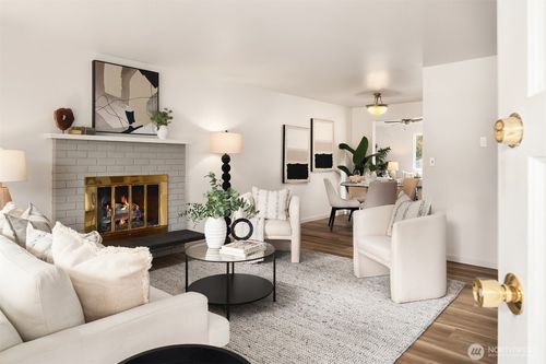 19210 29th Avenue Se, Bothell, WA, 98012 | Card Image