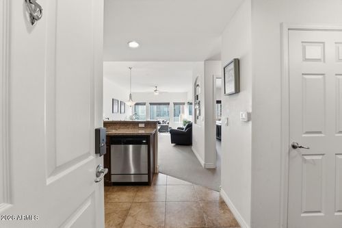 4401-5350 E Deer Valley Dr, Phoenix, AZ, 85054-4126 | Card Image