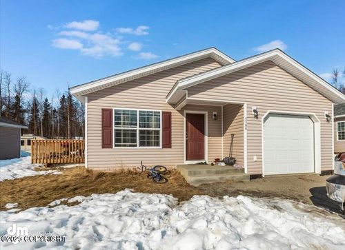 5366 W Hollywood Rd, Wasilla, AK, 99623-9424 | Card Image