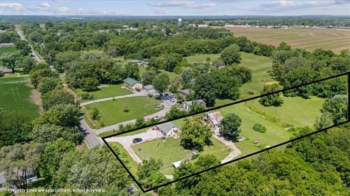 607 E Z Highway, Bates City, MO, 64011 | Card Image