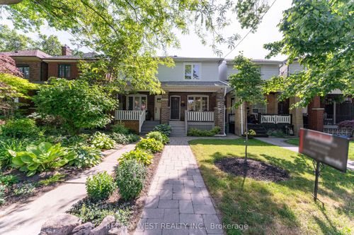 615A Durie St, York, ON, M6S3H2 | Card Image