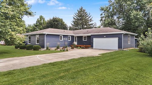 235 W 19th Street, Gibson City, IL, 60936 | Card Image