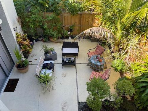 3341 Cocoplum Cir, Coconut Creek, FL, 33063-5922 | Card Image