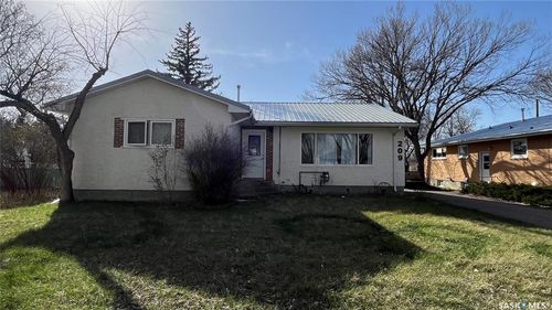 209 Hood Street, Maple Creek, SK, S0N1N0 | Card Image