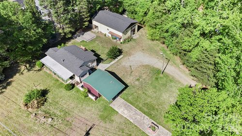 5208 Hickory Grove Rd, Mount Holly, NC, 28120-9631 | Card Image