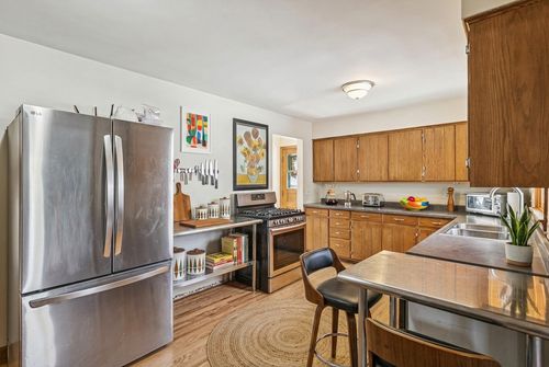 711 Grandview Ave W, Roseville, MN, 55113-4568 | Card Image