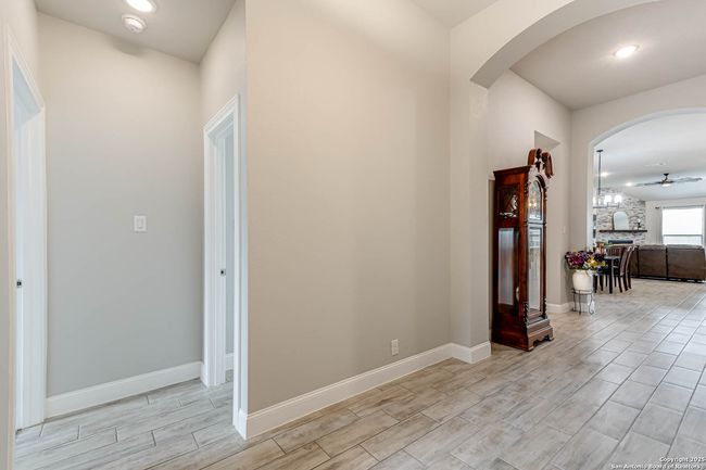 9011 Quail Gate, House other with 4 bedrooms, 3 bathrooms and null parking in Fair Oaks Ranch TX | Image 7