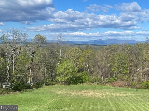 6699 Robinson Ln, WARRENTON, VA, 20186-7467 | Card Image