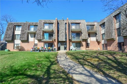 312 Forest Green Dr, Coraopolis, PA, 15108-2759 | Card Image