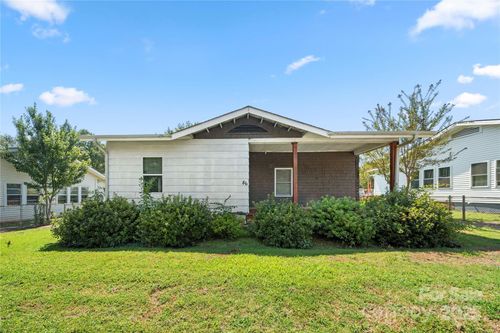 86 Dellinger Ave, Gastonia, NC, 28054-3065 | Card Image