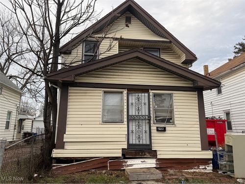 3934 Arnold Ct, Cleveland, OH, 44109-2270 | Card Image