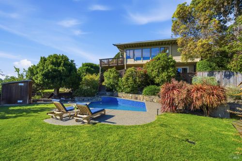 11 Saint Bernard Ln, Tiburon, CA, 94920-1819 | Card Image