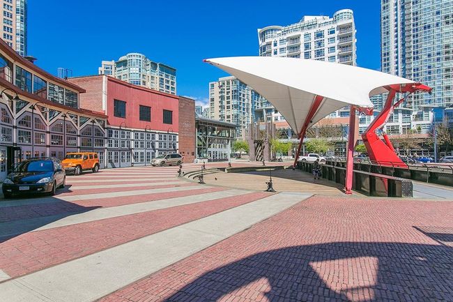 20C - 139 Drake Street, Condo with 2 bedrooms, 2 bathrooms and 1 parking in Vancouver BC | Image 32