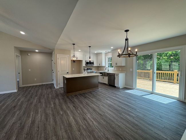 2350 Spring Grove Rd, House other with 3 bedrooms, 2 bathrooms and null parking in Appomattox VA | Image 4