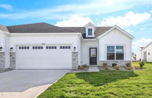 10407 Iowa St, Crown Point, IN, 46307 | Card Image