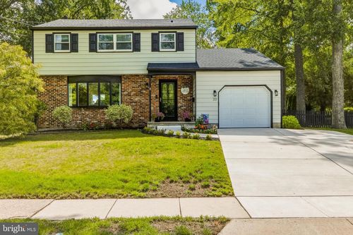 33 Gray Birch Rd, TURNERSVILLE, NJ, 08012-1931 | Card Image