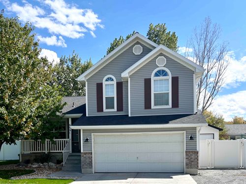 699 Country Clb, Tooele, UT, 84074-9655 | Card Image