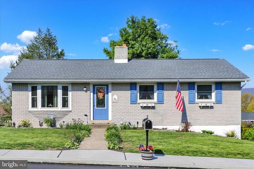 504 Bickel Dr, HAMBURG, PA, 19526-1332 | Card Image