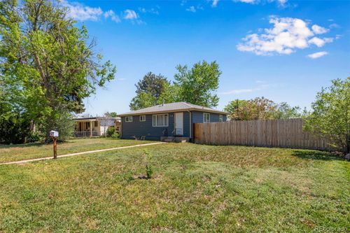 934 Linley Ct, Denver, CO, 80204-3117 | Card Image
