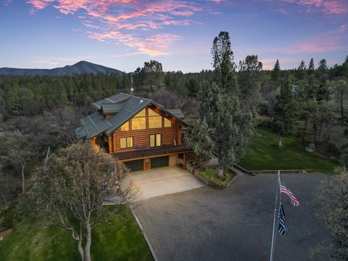 43007 Shoshoni Loop, Fall River Mills, CA, 96028-9701 | Card Image