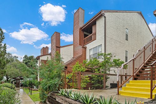 207-10527 Perrin Beitel Rd, San Antonio, TX, 78217-3103 | Card Image