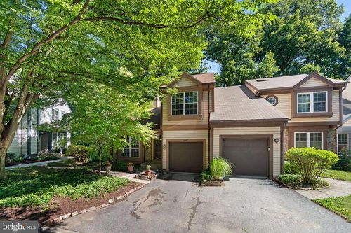 1647 Hugo Cir, SILVER SPRING, MD, 20906-5922 | Card Image
