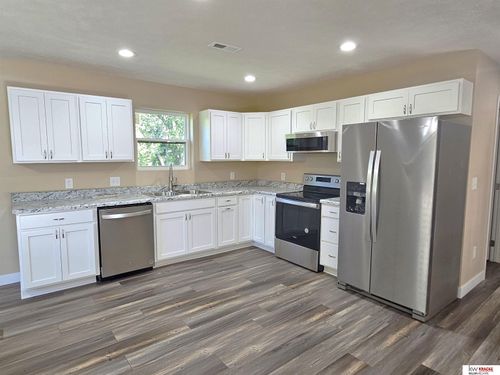 306 Short St, Diller, NE, 68342-4116 | Card Image