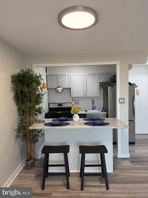 apt-1409-2500 N Van Dorn St, ALEXANDRIA, VA, 22302-1608 | Card Image