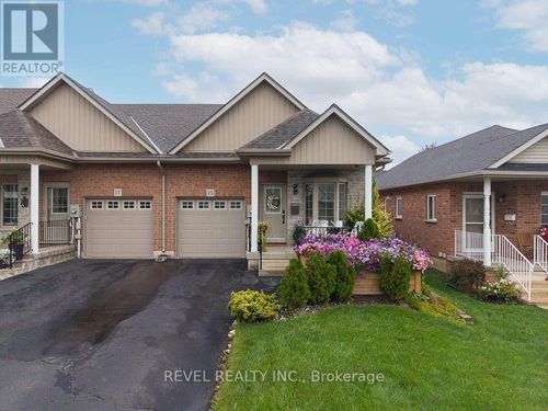 15 Millcroft Drive, Norfolk (Simcoe), ON, N3Y0B1 | Card Image
