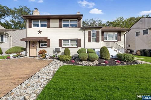 266 Amherst Ave, Colonia, NJ, 07067-2518 | Card Image