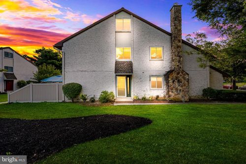 99 Thoreau Dr, Plainsboro, NJ, 08536-3035 | Card Image