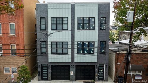 40 Wright Avenue, Jersey City, Out of Area, NJ, 07306 | Card Image