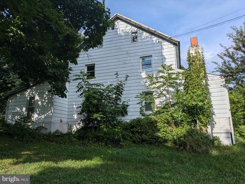 4585 Valley Rd, SHERMANS DALE, PA, 17090-8559 | Card Image