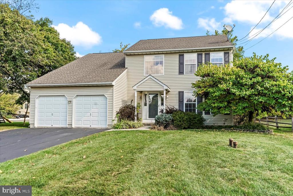 1st St, Norristown, PA 19403