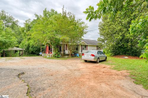 480 Old Georgia Rd, moore, SC, 29369-9323 | Card Image