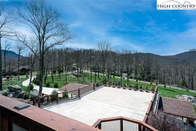 45 Dunvegan Rd, House other with 4 bedrooms, 7 bathrooms and null parking in Banner Elk NC | Image 49