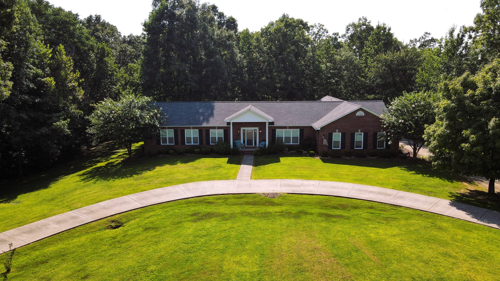 Stags Leap Ln, New Johnsonville, TN 37134