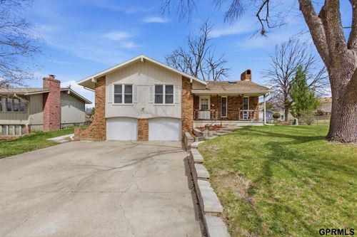 10218 Ohern Street, Omaha, NE, 68127 | Card Image