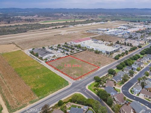 1035 W Central Ave, Lompoc, CA, 93436-2701 | Card Image