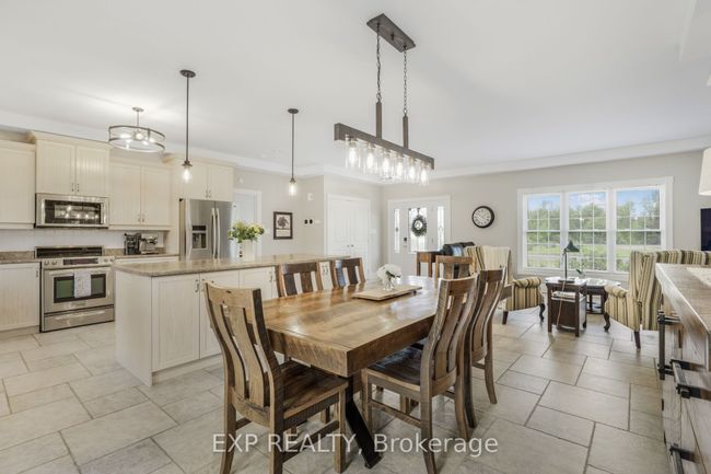 3057 Henrie Rd, House other with 3 bedrooms, 4 bathrooms and 8 parking in Saint-Pascal-Baylon ON | Image 10