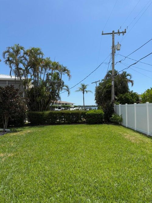 1-118 Yacht Club Dr, North Palm Beach, FL, 33408-3932 | Card Image