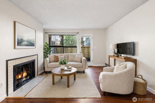 apt-103-2520 S 317th St, Federal Way, WA, 98003-5030 | Card Image