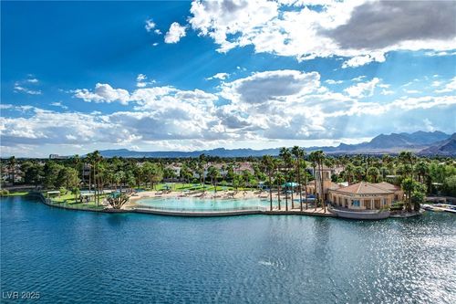 unit-2035-3151 Soaring Gulls Dr, Las Vegas, NV, 89128-7036 | Card Image