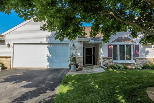601 England St, CAMBRIDGE, WI, 53523-9137 | Card Image