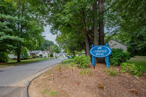 72-72 Carriage House, Enfield, CT, 06082-6041 | Card Image