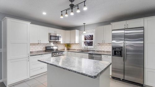 415 2nd St Nw, Aitkin, MN, 56431-1247 | Card Image