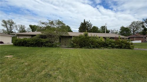 4914 Shiloh View Dr, Dayton, OH, 45415-3217 | Card Image